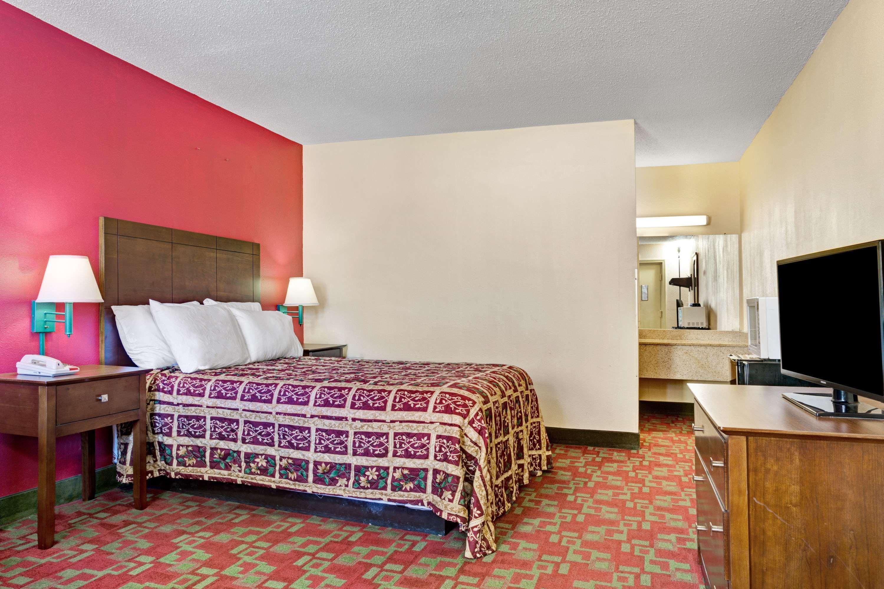Days Inn By Wyndham Elizabeth City Exterior foto