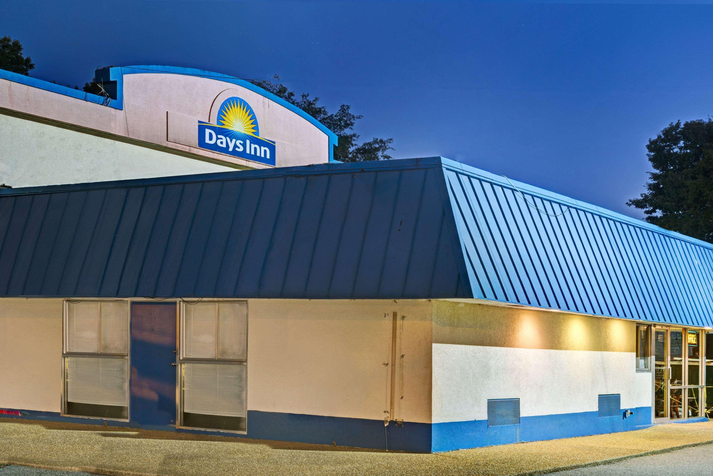 Days Inn By Wyndham Elizabeth City Exterior foto