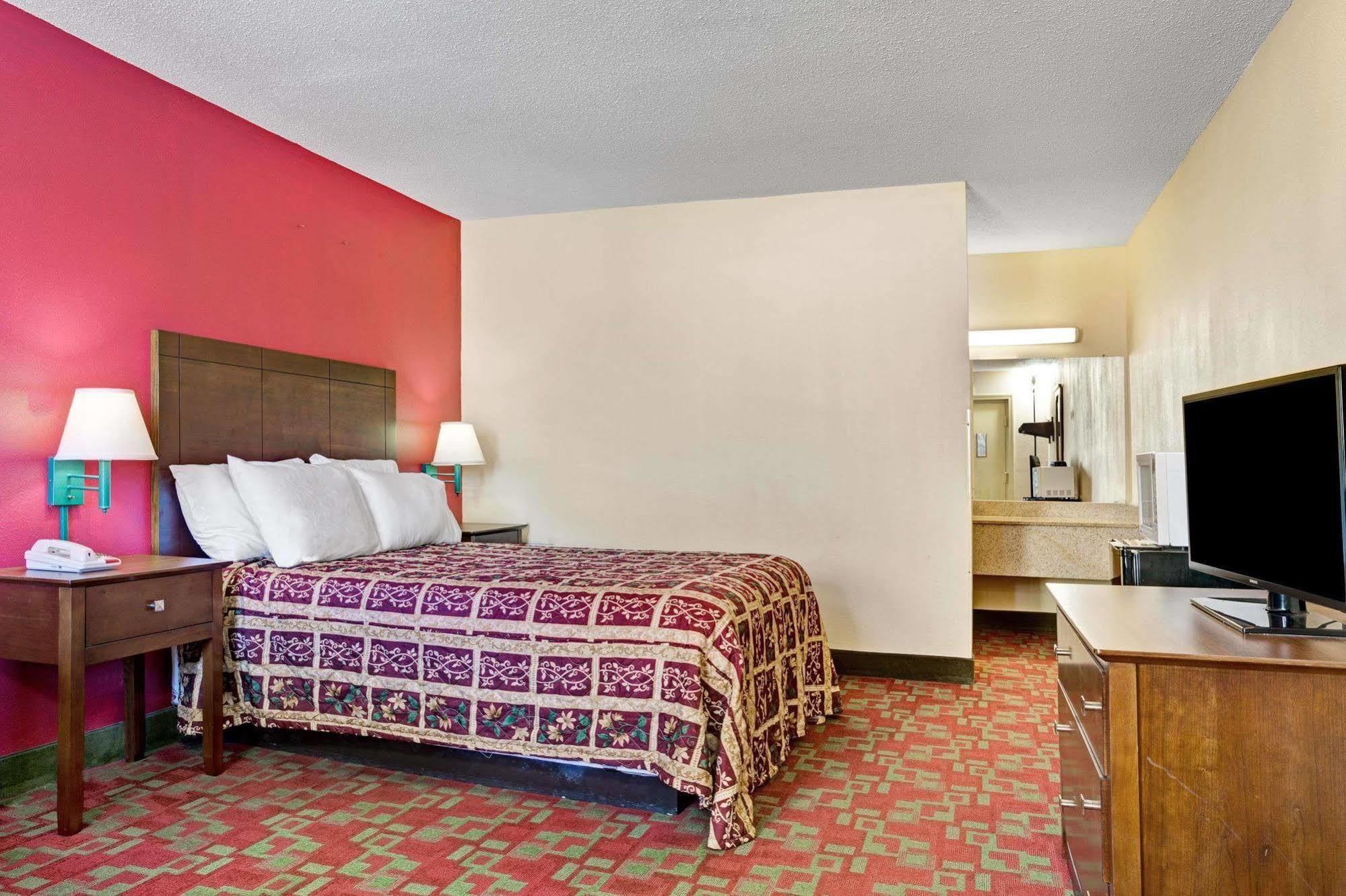 Days Inn By Wyndham Elizabeth City Exterior foto